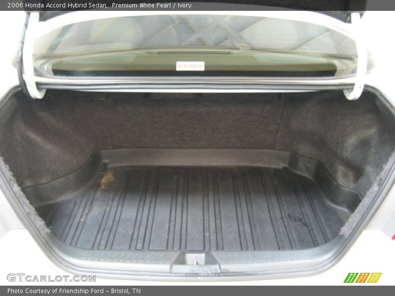  2006 Accord Hybrid Sedan Trunk