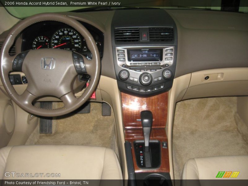 Dashboard of 2006 Accord Hybrid Sedan