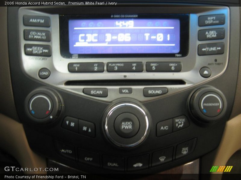 Controls of 2006 Accord Hybrid Sedan