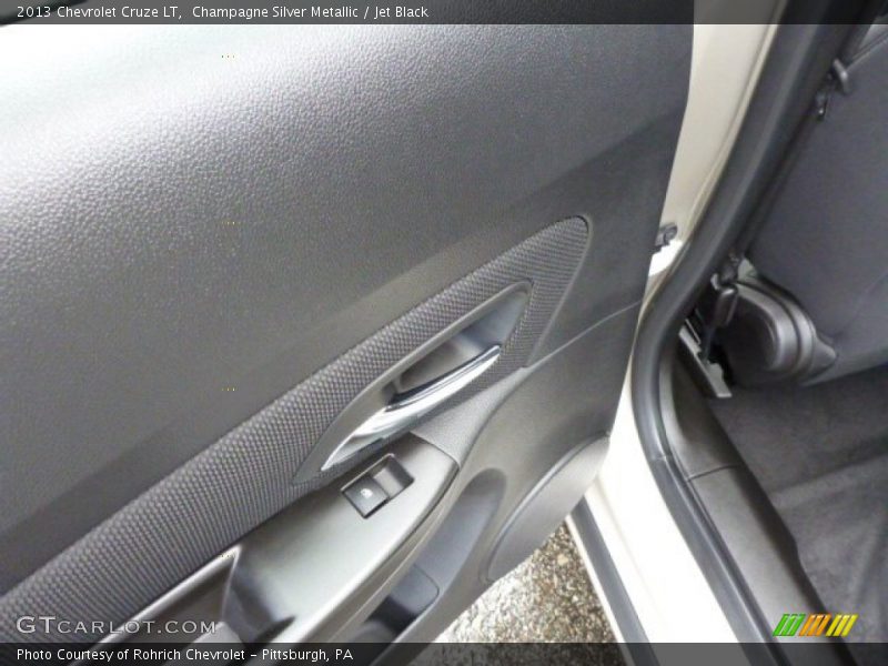 Champagne Silver Metallic / Jet Black 2013 Chevrolet Cruze LT