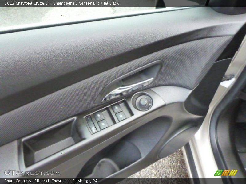 Champagne Silver Metallic / Jet Black 2013 Chevrolet Cruze LT