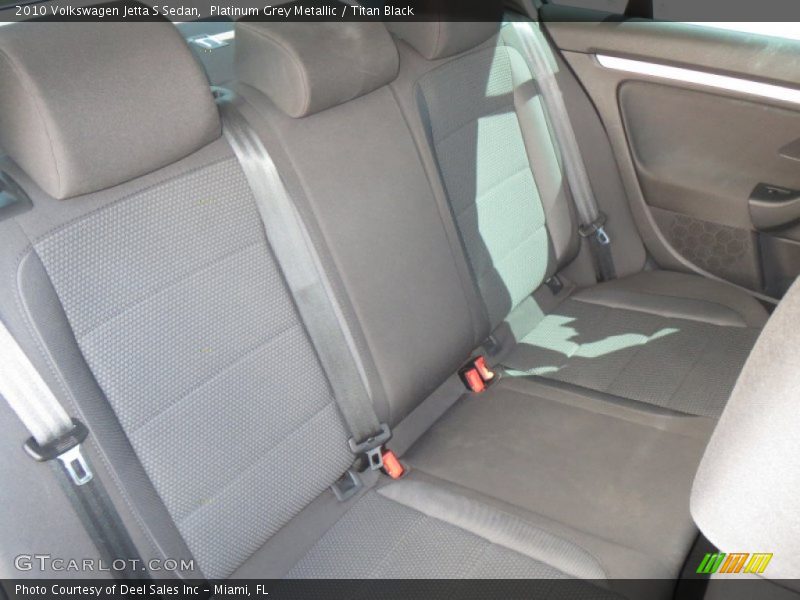 Platinum Grey Metallic / Titan Black 2010 Volkswagen Jetta S Sedan