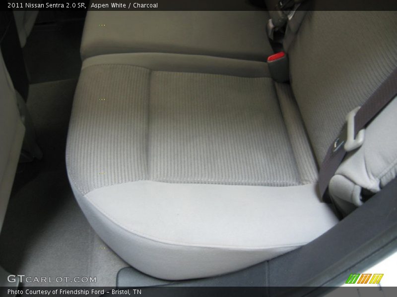 Aspen White / Charcoal 2011 Nissan Sentra 2.0 SR