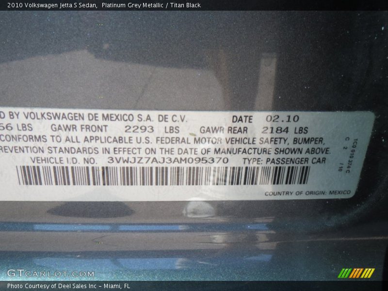 Platinum Grey Metallic / Titan Black 2010 Volkswagen Jetta S Sedan