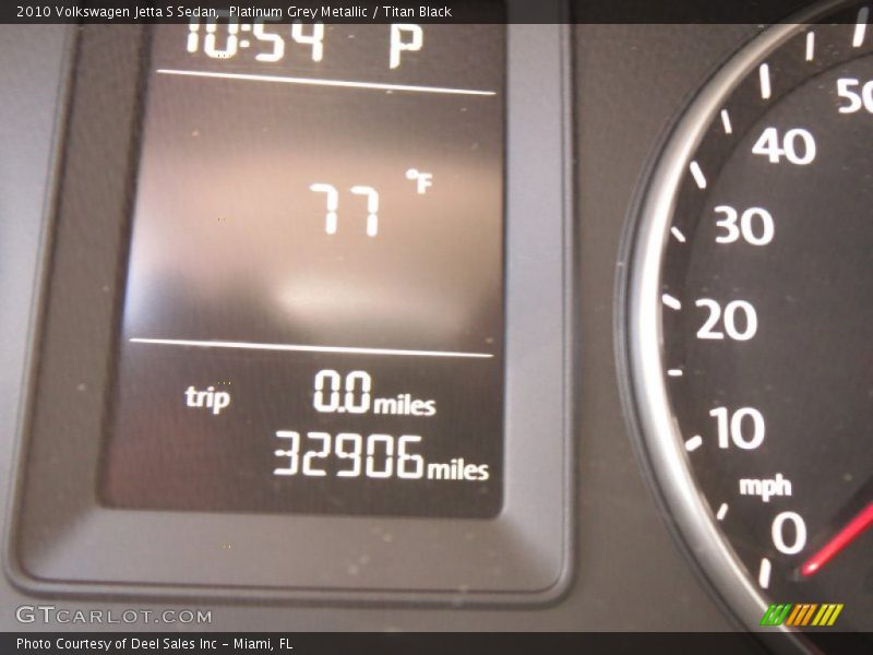 Platinum Grey Metallic / Titan Black 2010 Volkswagen Jetta S Sedan