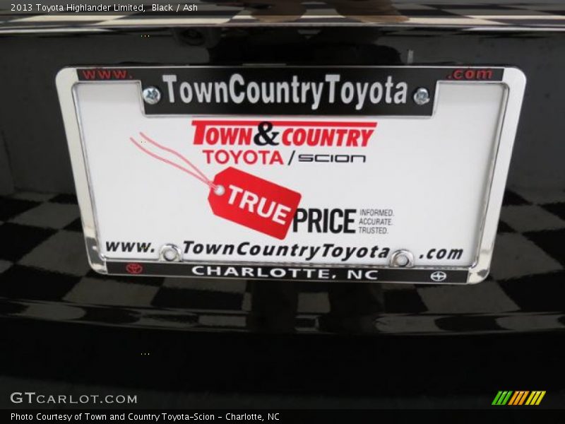 Black / Ash 2013 Toyota Highlander Limited