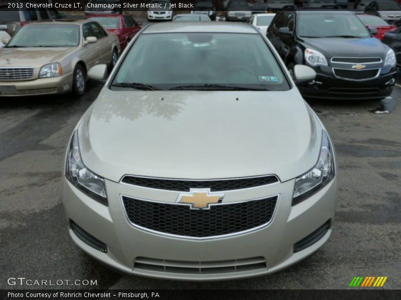Champagne Silver Metallic / Jet Black 2013 Chevrolet Cruze LT