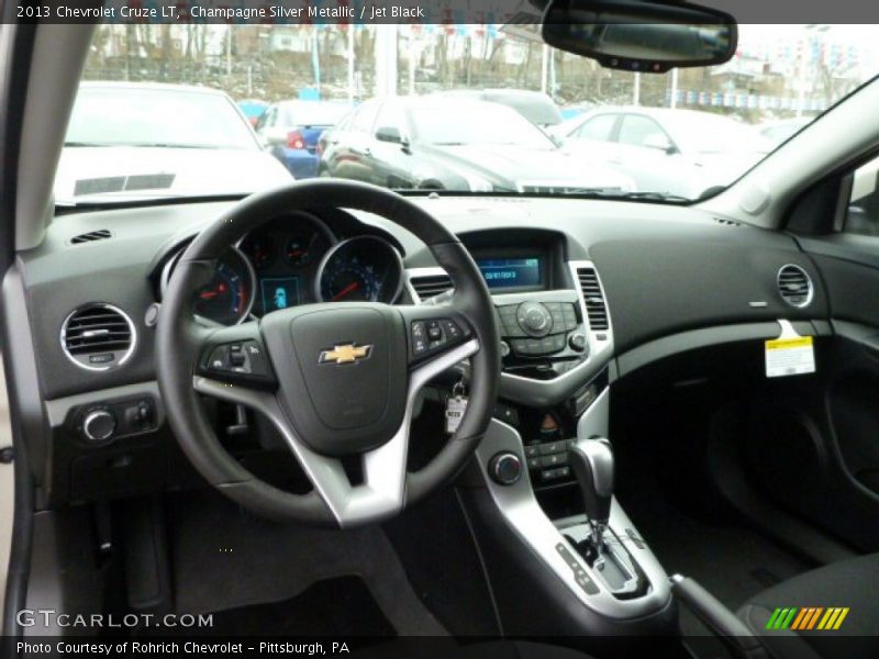Champagne Silver Metallic / Jet Black 2013 Chevrolet Cruze LT
