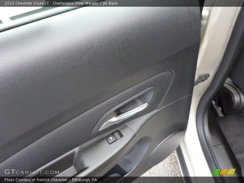Champagne Silver Metallic / Jet Black 2013 Chevrolet Cruze LT