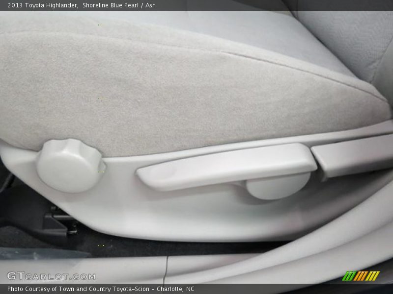 Shoreline Blue Pearl / Ash 2013 Toyota Highlander