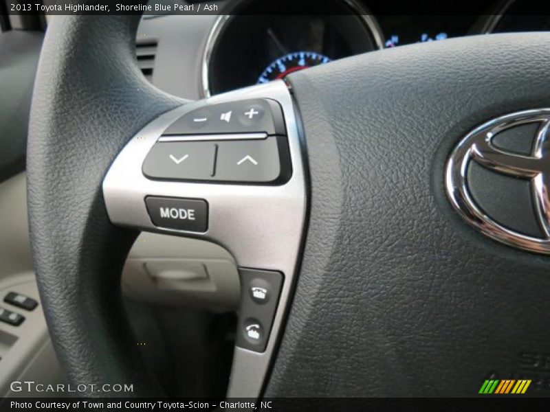 Shoreline Blue Pearl / Ash 2013 Toyota Highlander