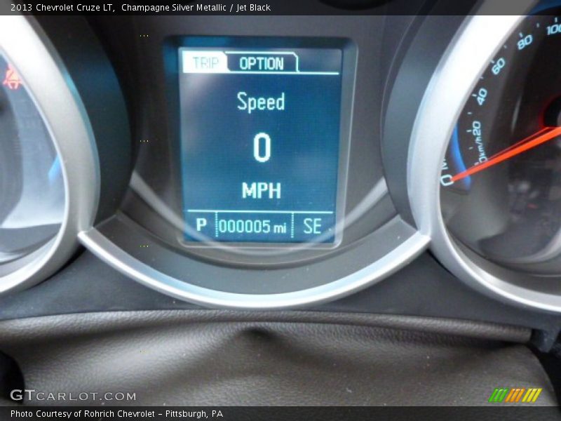 Champagne Silver Metallic / Jet Black 2013 Chevrolet Cruze LT
