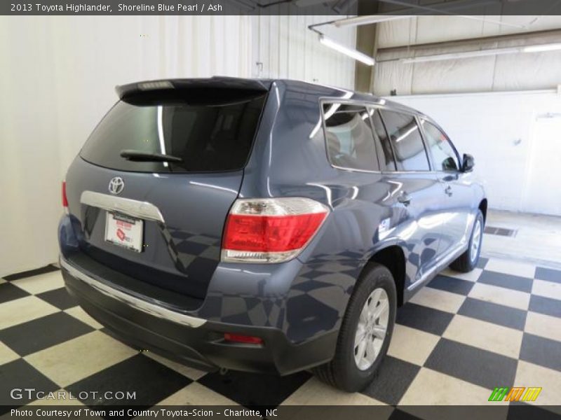 Shoreline Blue Pearl / Ash 2013 Toyota Highlander