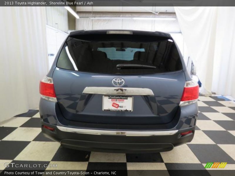 Shoreline Blue Pearl / Ash 2013 Toyota Highlander