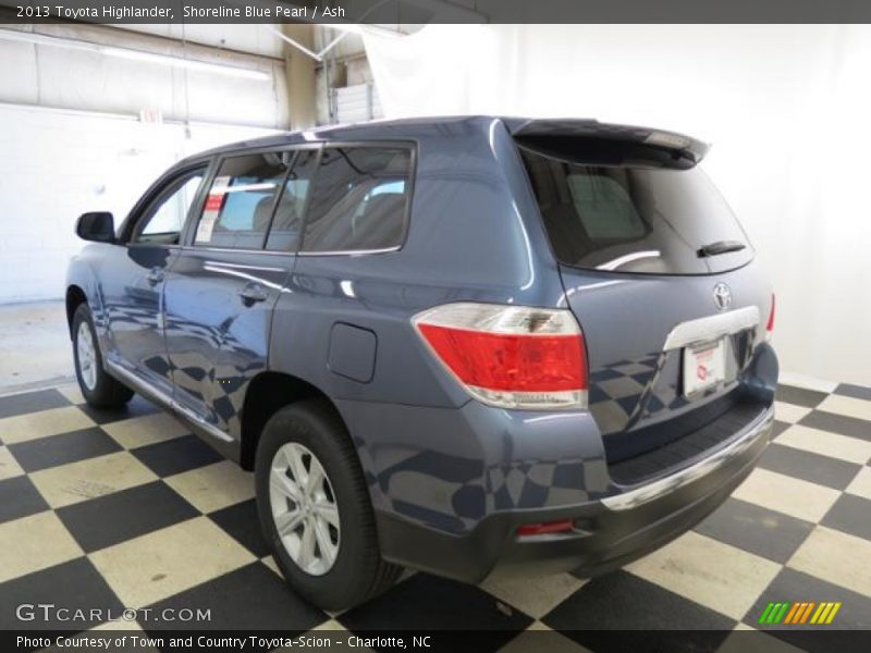 Shoreline Blue Pearl / Ash 2013 Toyota Highlander