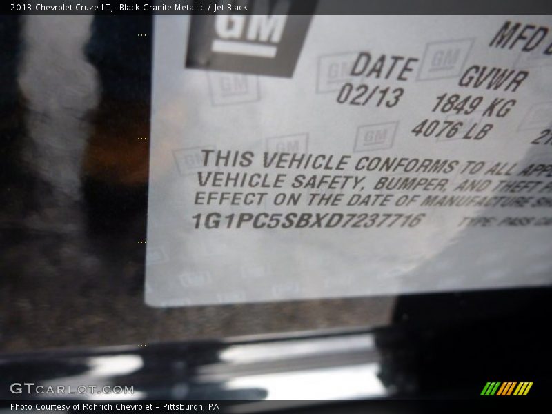Black Granite Metallic / Jet Black 2013 Chevrolet Cruze LT