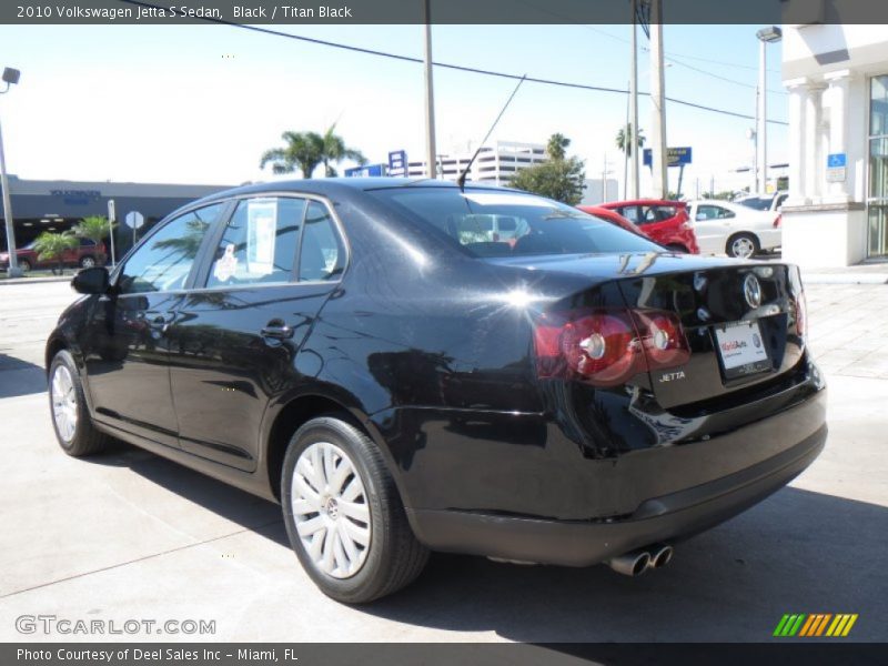 Black / Titan Black 2010 Volkswagen Jetta S Sedan