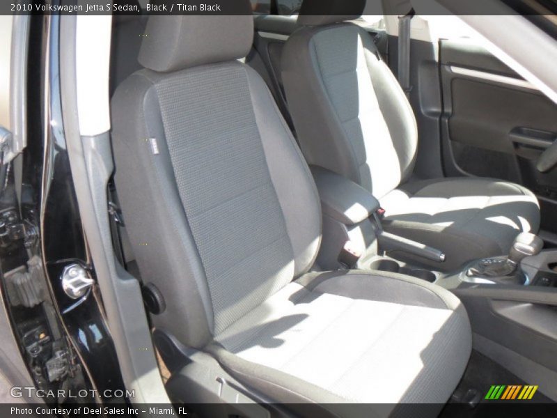 Black / Titan Black 2010 Volkswagen Jetta S Sedan