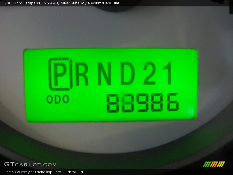 Silver Metallic / Medium/Dark Flint 2006 Ford Escape XLT V6 4WD