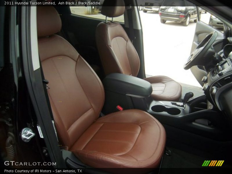Front Seat of 2011 Tucson Limited