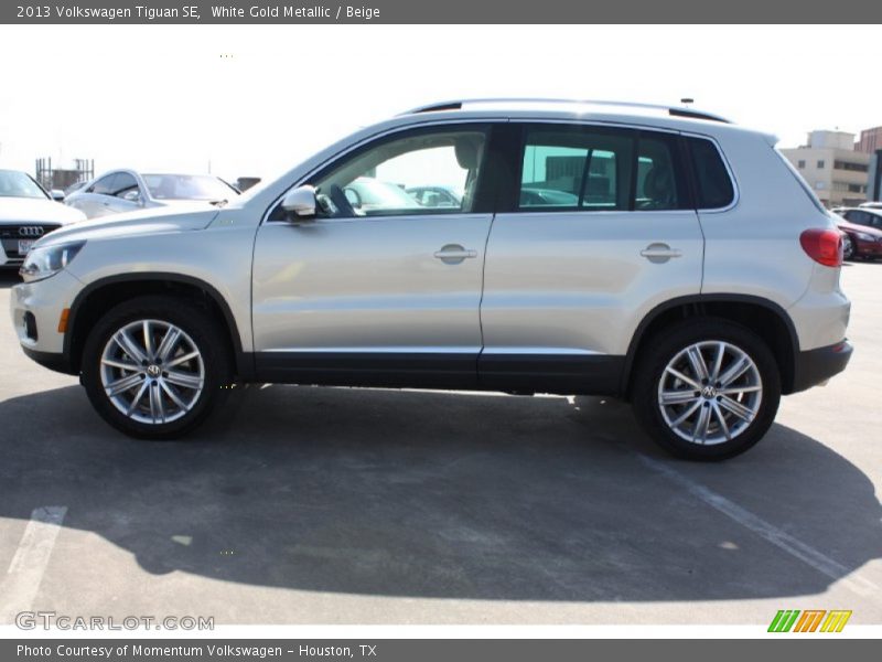 White Gold Metallic / Beige 2013 Volkswagen Tiguan SE