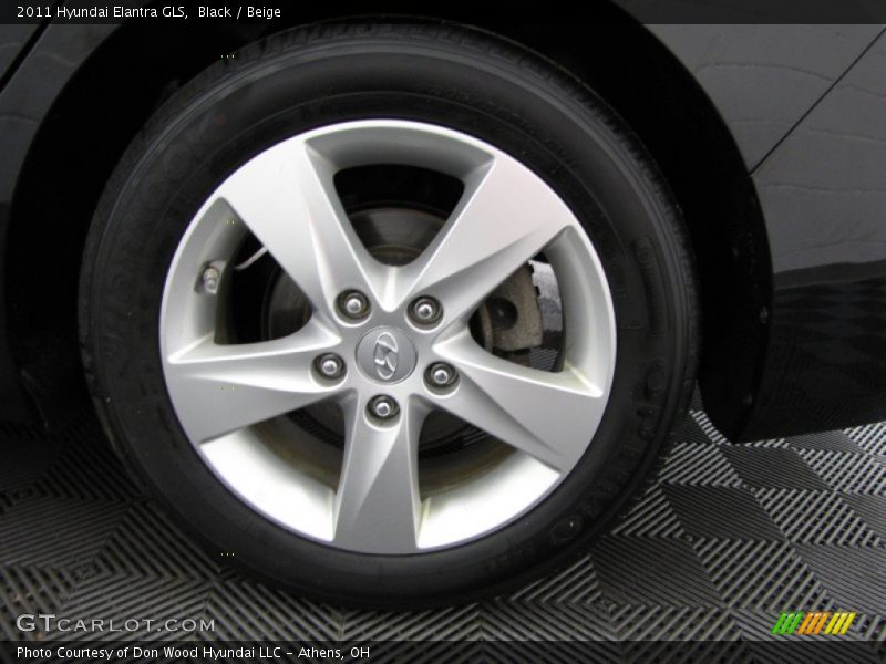 Black / Beige 2011 Hyundai Elantra GLS