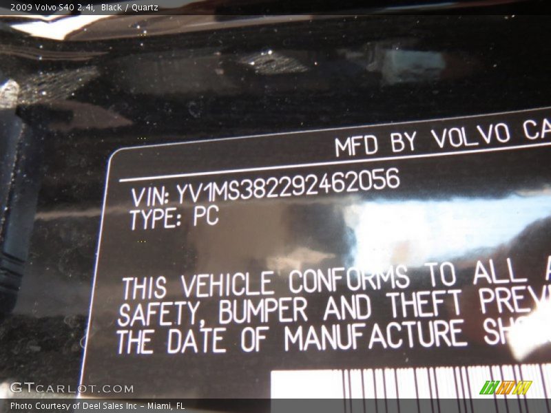 Black / Quartz 2009 Volvo S40 2.4i
