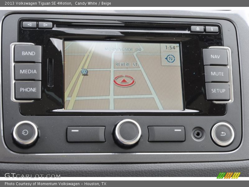Navigation of 2013 Tiguan SE 4Motion