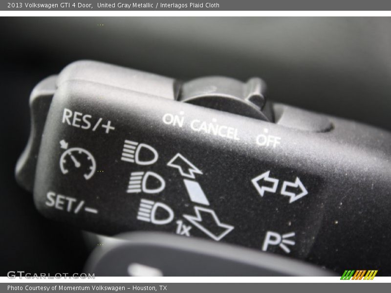 United Gray Metallic / Interlagos Plaid Cloth 2013 Volkswagen GTI 4 Door