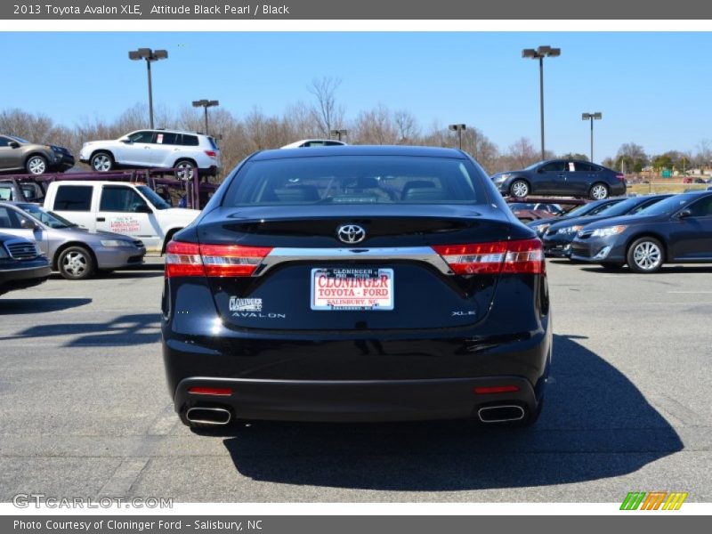 Attitude Black Pearl / Black 2013 Toyota Avalon XLE