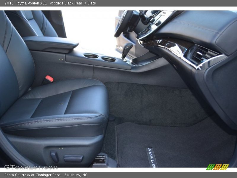 Attitude Black Pearl / Black 2013 Toyota Avalon XLE