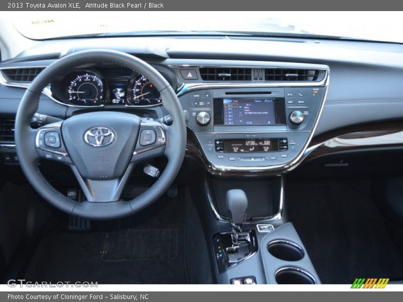 Dashboard of 2013 Avalon XLE