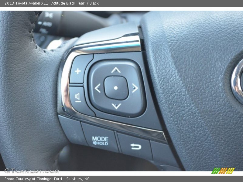 Attitude Black Pearl / Black 2013 Toyota Avalon XLE
