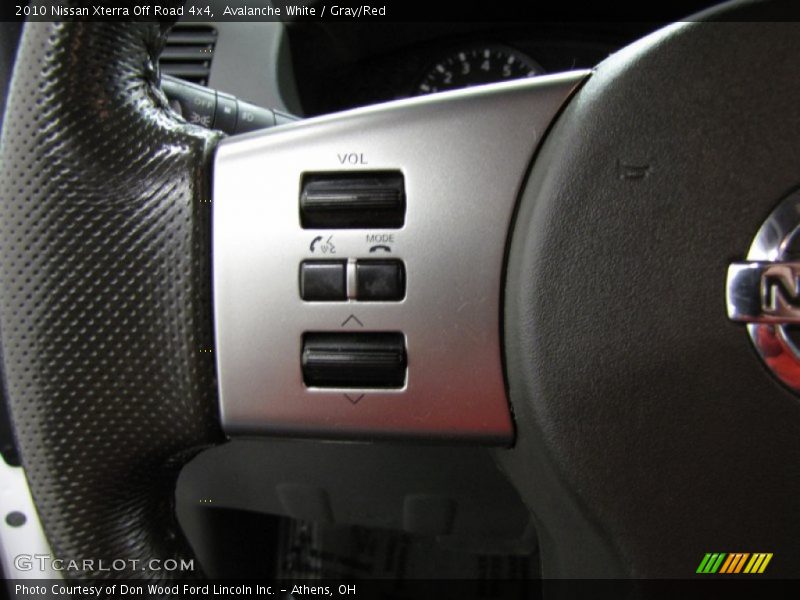 Avalanche White / Gray/Red 2010 Nissan Xterra Off Road 4x4