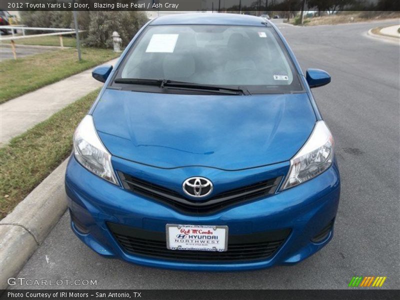Blazing Blue Pearl / Ash Gray 2012 Toyota Yaris L 3 Door