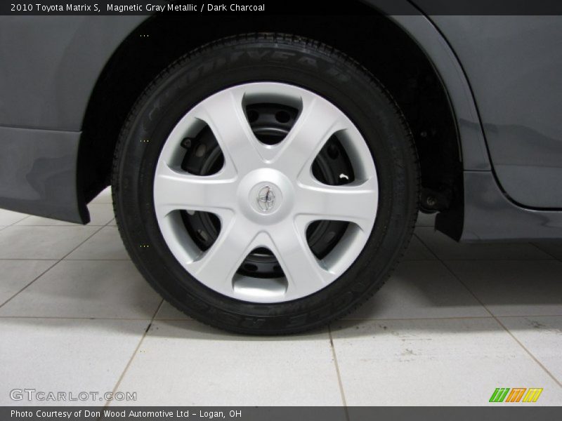Magnetic Gray Metallic / Dark Charcoal 2010 Toyota Matrix S