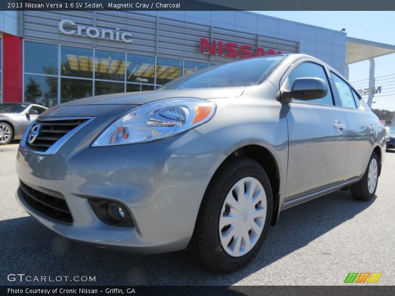 Magnetic Gray / Charcoal 2013 Nissan Versa 1.6 SV Sedan