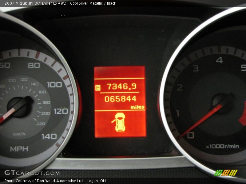 Cool Silver Metallic / Black 2007 Mitsubishi Outlander LS 4WD