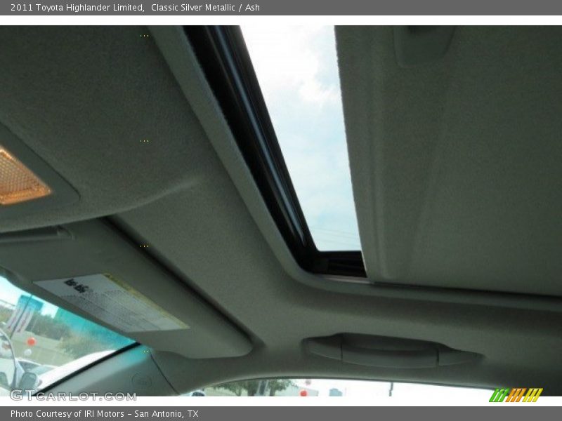 Classic Silver Metallic / Ash 2011 Toyota Highlander Limited
