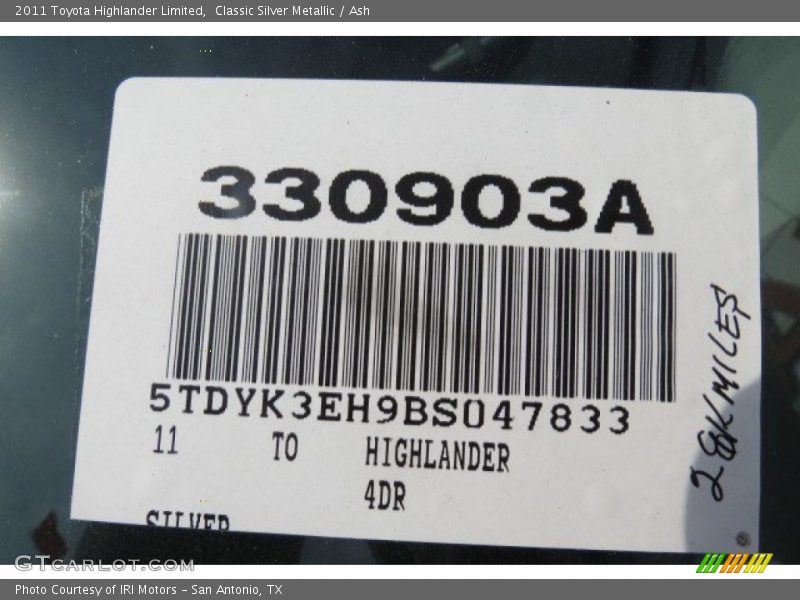 Classic Silver Metallic / Ash 2011 Toyota Highlander Limited