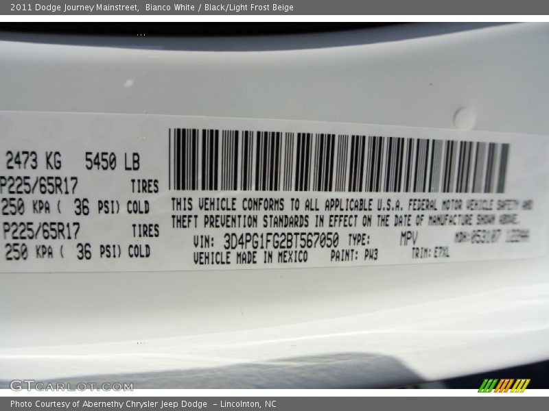 Bianco White / Black/Light Frost Beige 2011 Dodge Journey Mainstreet