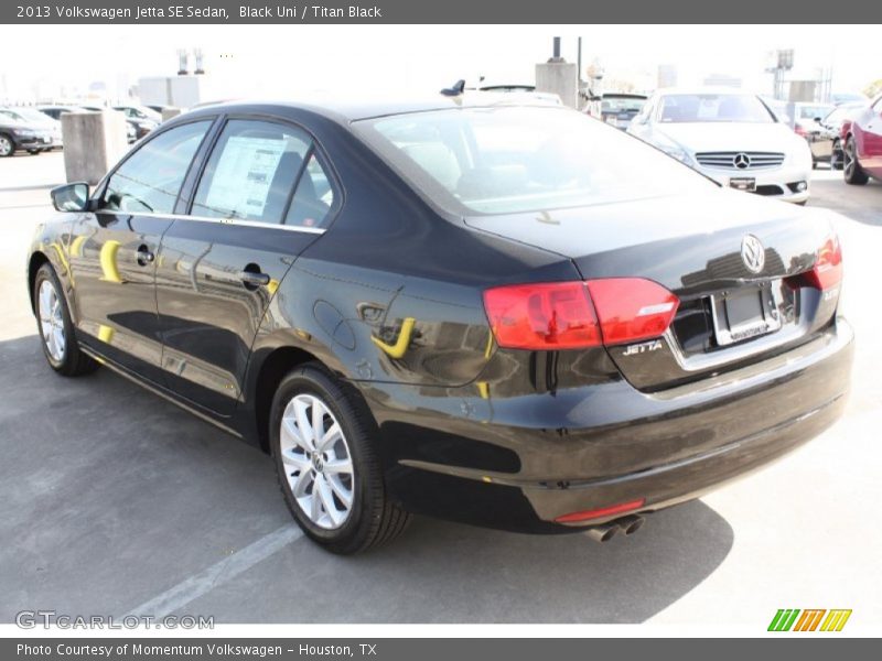Black Uni / Titan Black 2013 Volkswagen Jetta SE Sedan