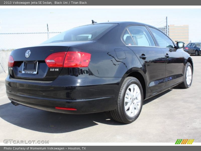 Black Uni / Titan Black 2013 Volkswagen Jetta SE Sedan