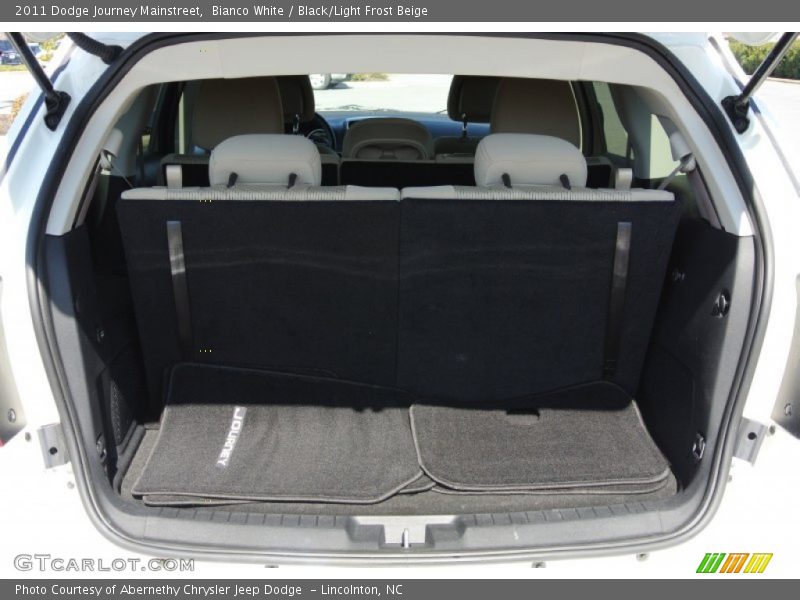  2011 Journey Mainstreet Trunk