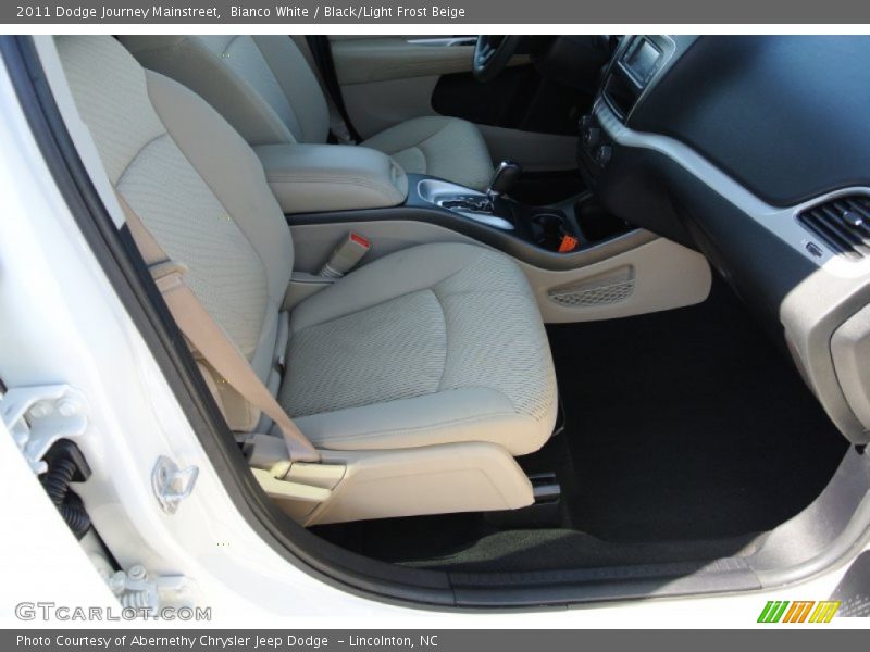 Bianco White / Black/Light Frost Beige 2011 Dodge Journey Mainstreet