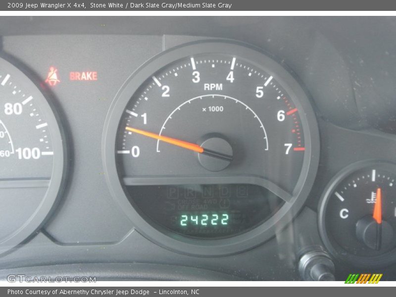 Stone White / Dark Slate Gray/Medium Slate Gray 2009 Jeep Wrangler X 4x4