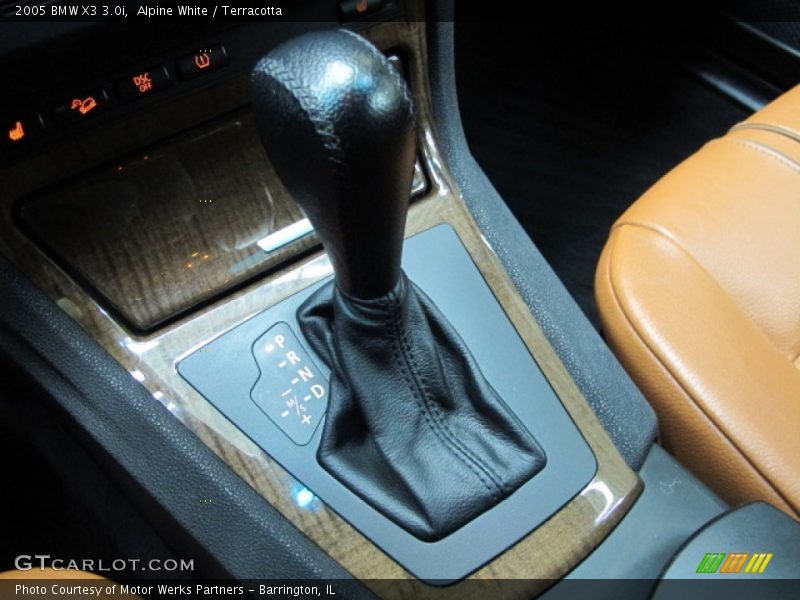 Alpine White / Terracotta 2005 BMW X3 3.0i