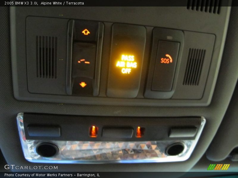 Alpine White / Terracotta 2005 BMW X3 3.0i