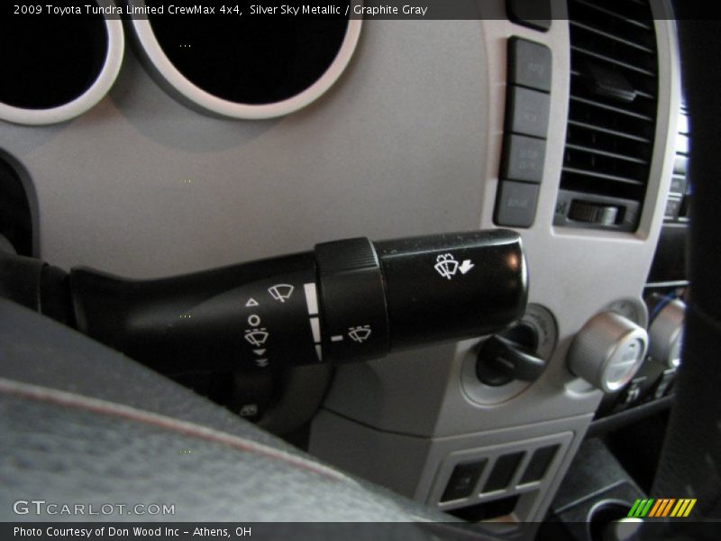 Silver Sky Metallic / Graphite Gray 2009 Toyota Tundra Limited CrewMax 4x4
