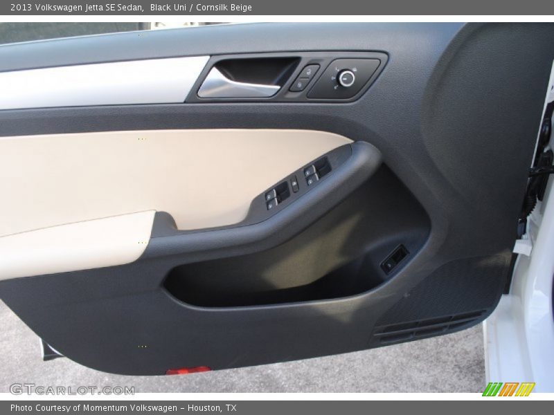 Black Uni / Cornsilk Beige 2013 Volkswagen Jetta SE Sedan